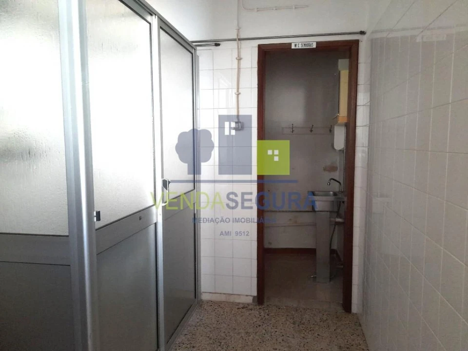 Moradia T3 para Venda em Vila Nova da Baronia Foto 6