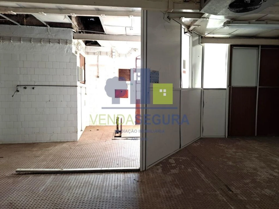 Moradia T3 para Venda em Vila Nova da Baronia Foto 3