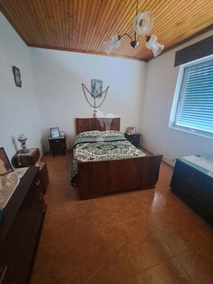 Moradia T3 para Venda em Biscoitos Foto 8