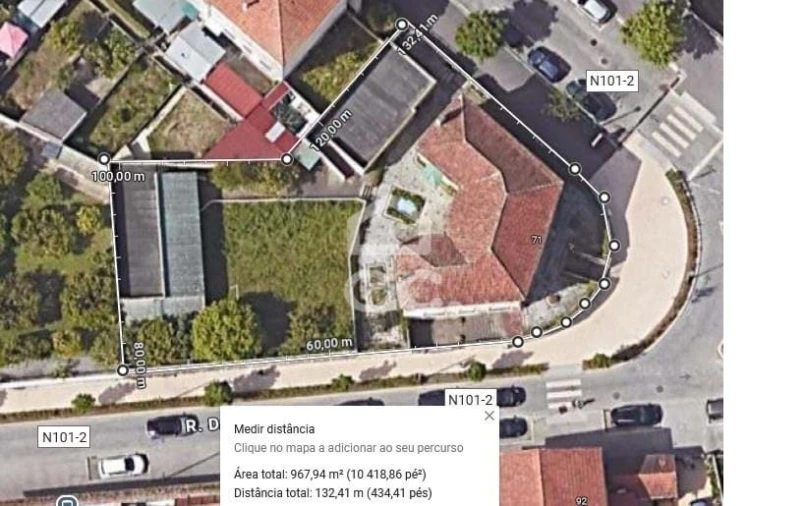 Moradia T5 para Venda em Oliveira, São Paio e São Sebastião Foto 17