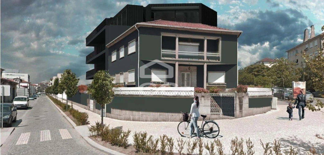 Moradia T5 para Venda em Oliveira, São Paio e São Sebastião Foto 2