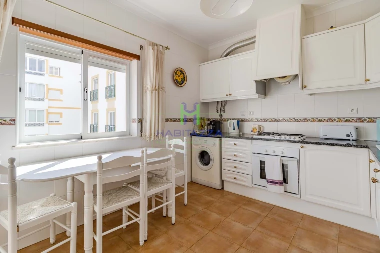 Apartamento T2 para Arrendamento em Lagos (São Sebastião e Santa Maria) Foto 7