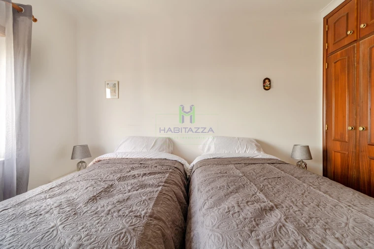 Apartamento T2 para Arrendamento em Lagos (São Sebastião e Santa Maria) Foto 14