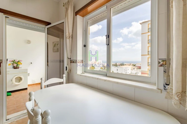 Apartamento T2 para Arrendamento em Lagos (São Sebastião e Santa Maria) Foto 10