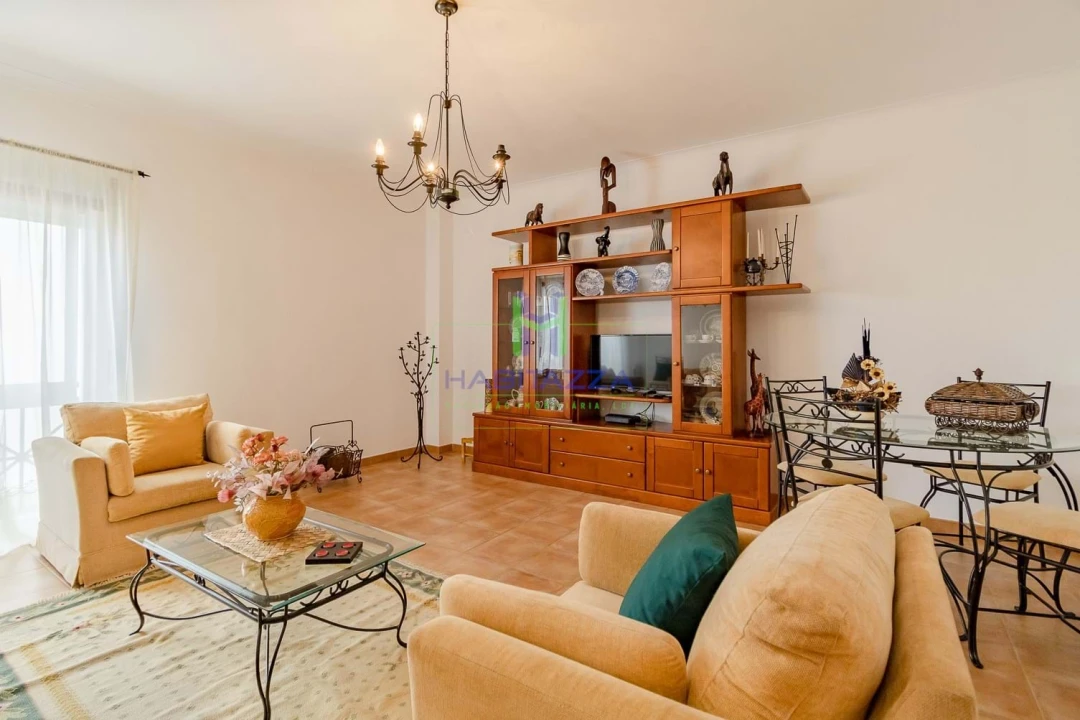 Apartamento T2 para Arrendamento em Lagos (São Sebastião e Santa Maria) Foto 3