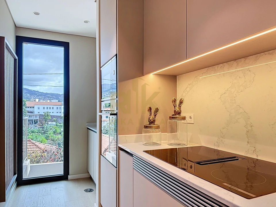 Apartamento T2 para Venda em São Martinho Foto 10