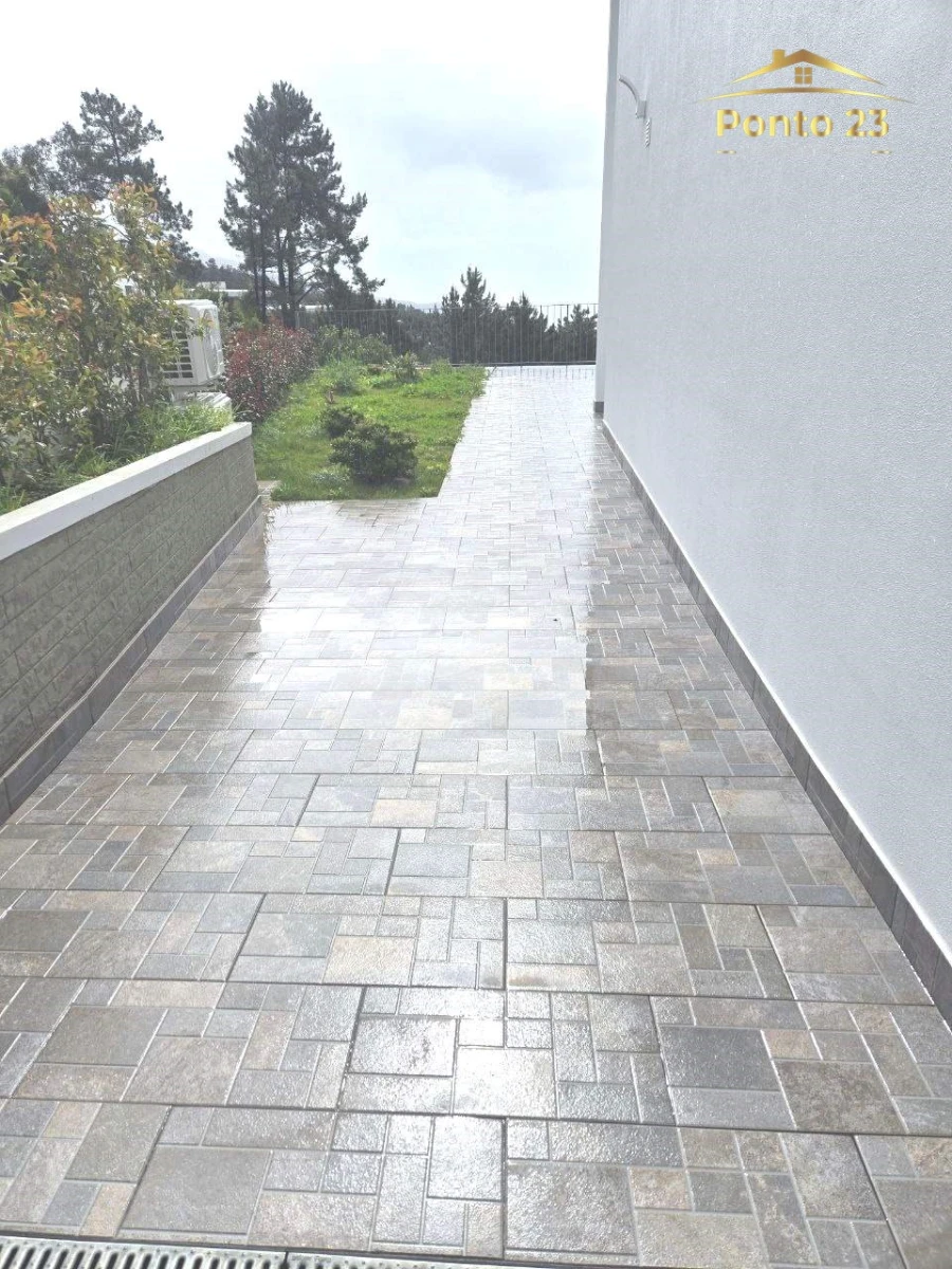 Moradia T3 para Venda em Prazeres Foto 21