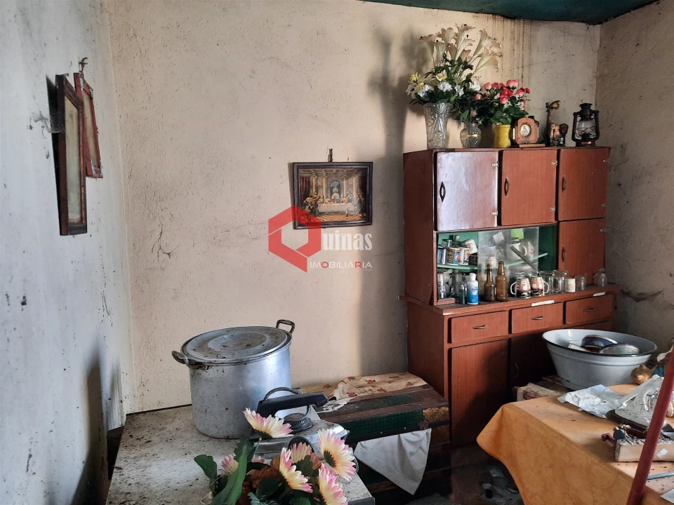 Moradia T2 para Venda em Aldeia Velha Foto 6