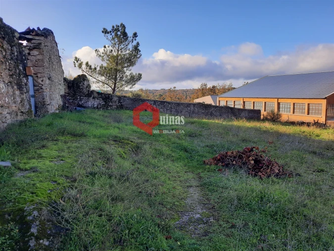 Moradia T2 para Venda em Aldeia Velha Foto 10