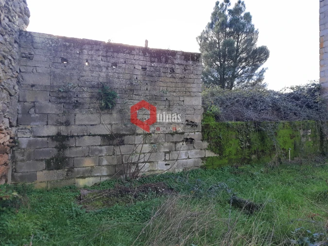 Moradia T0 para Venda em Cerdeira Foto 24