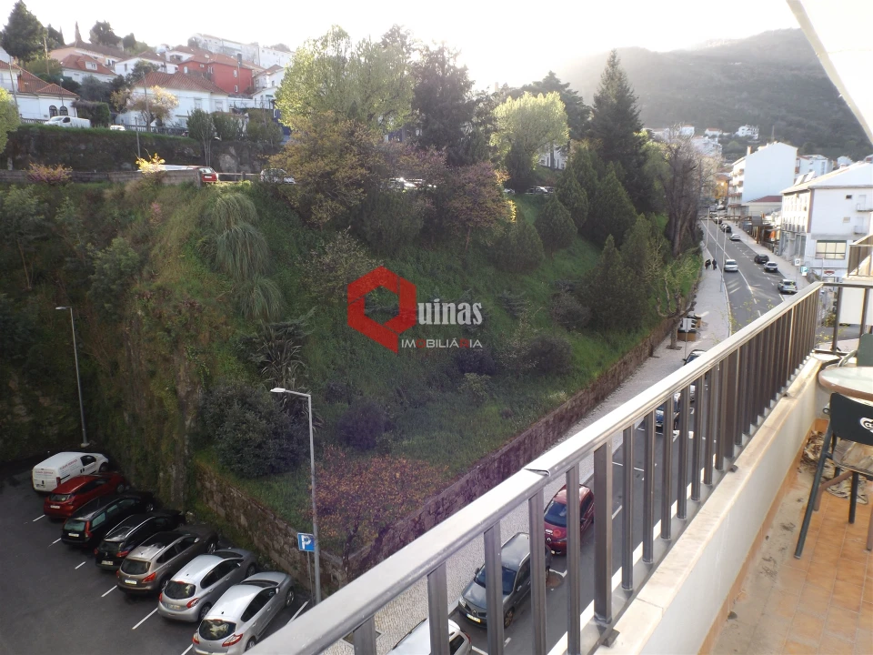 Apartamento T2 para Venda em Covilhã e Canhoso Foto 23