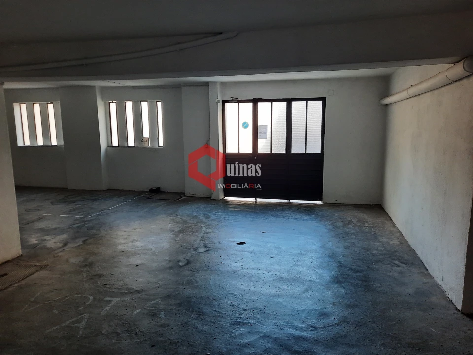 Apartamento T2 para Venda em Covilhã e Canhoso Foto 8