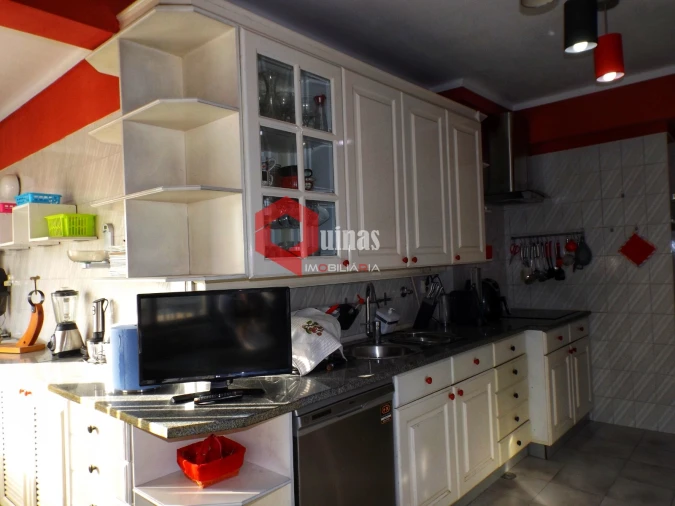 Apartamento T2 para Venda em Covilhã e Canhoso Foto 13