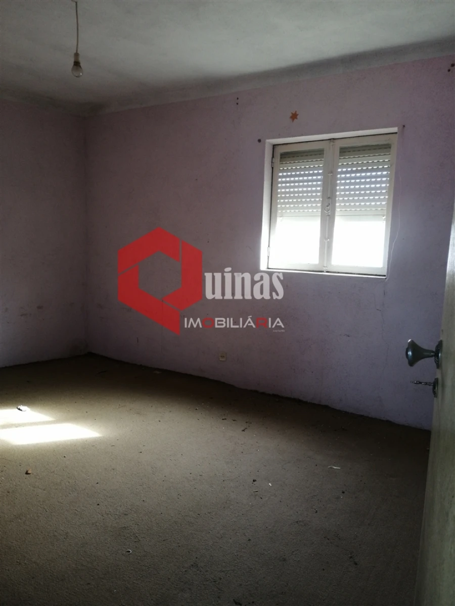 Moradia T0 para Venda em Cerdeira Foto 31