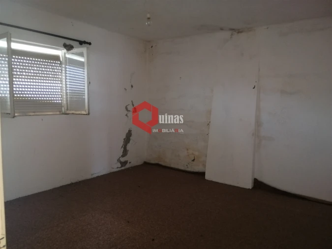 Moradia T0 para Venda em Cerdeira Foto 36