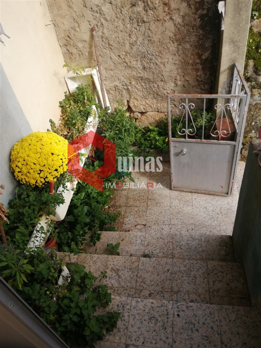 Moradia T0 para Venda em Cerdeira Foto 5