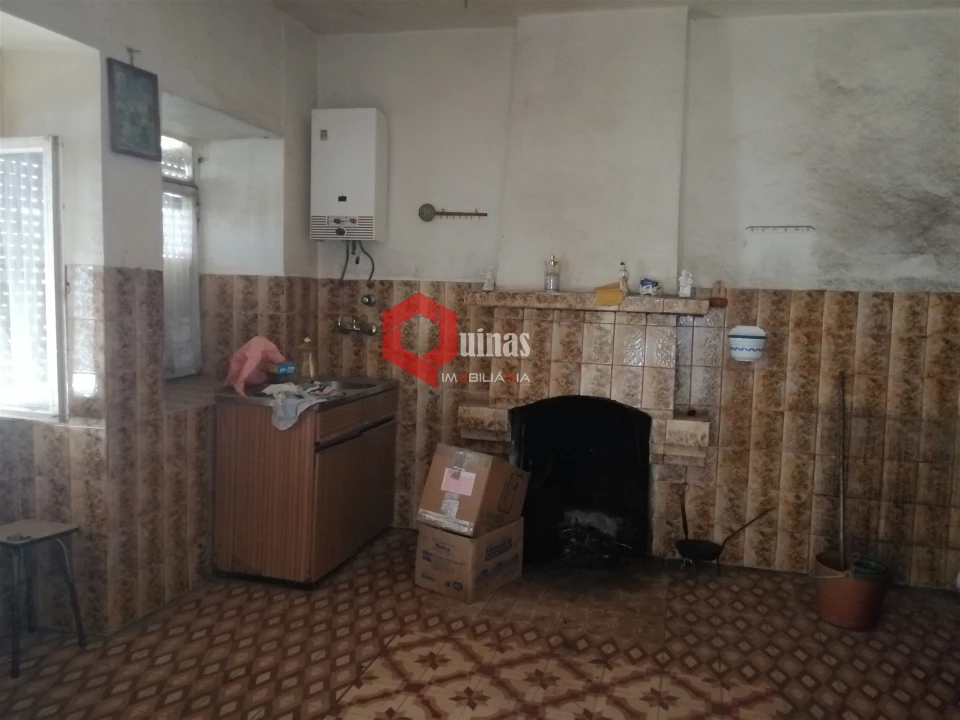 Moradia T0 para Venda em Cerdeira Foto 8