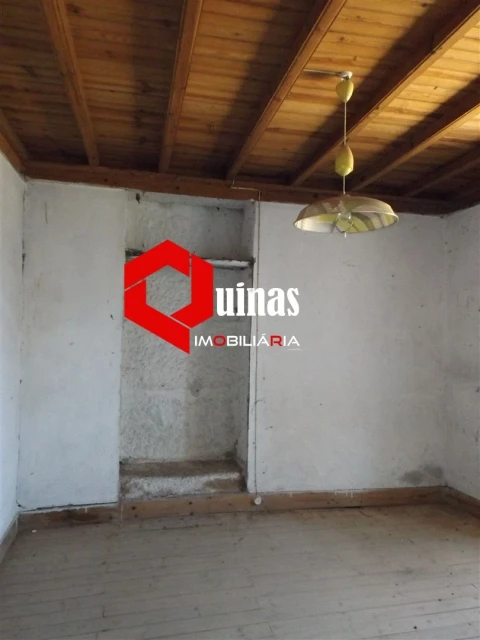 Moradia T3 para Venda em Pega