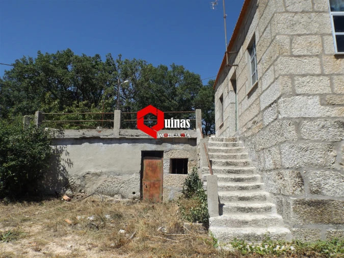 Moradia T3 para Venda em Pega Foto 29