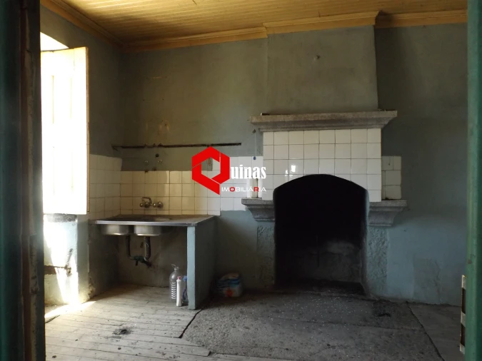 Moradia T3 para Venda em Pega Foto 4