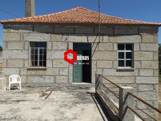 Moradia T3 para Venda em Pega Foto 28