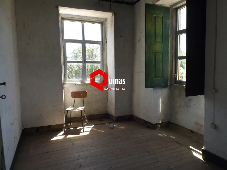 Moradia T3 para Venda em Pega Foto 14