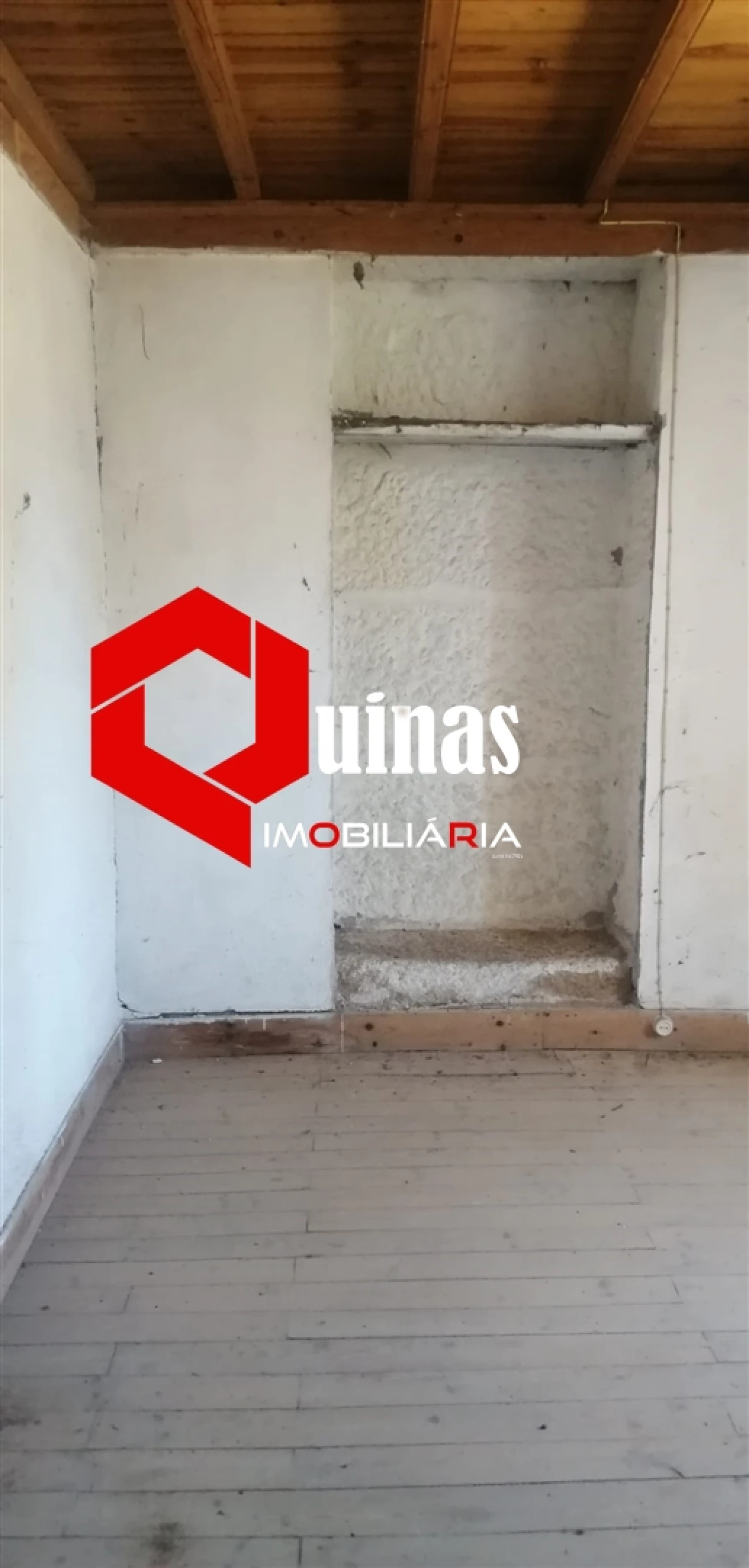 Moradia T3 para Venda em Pega Foto 23