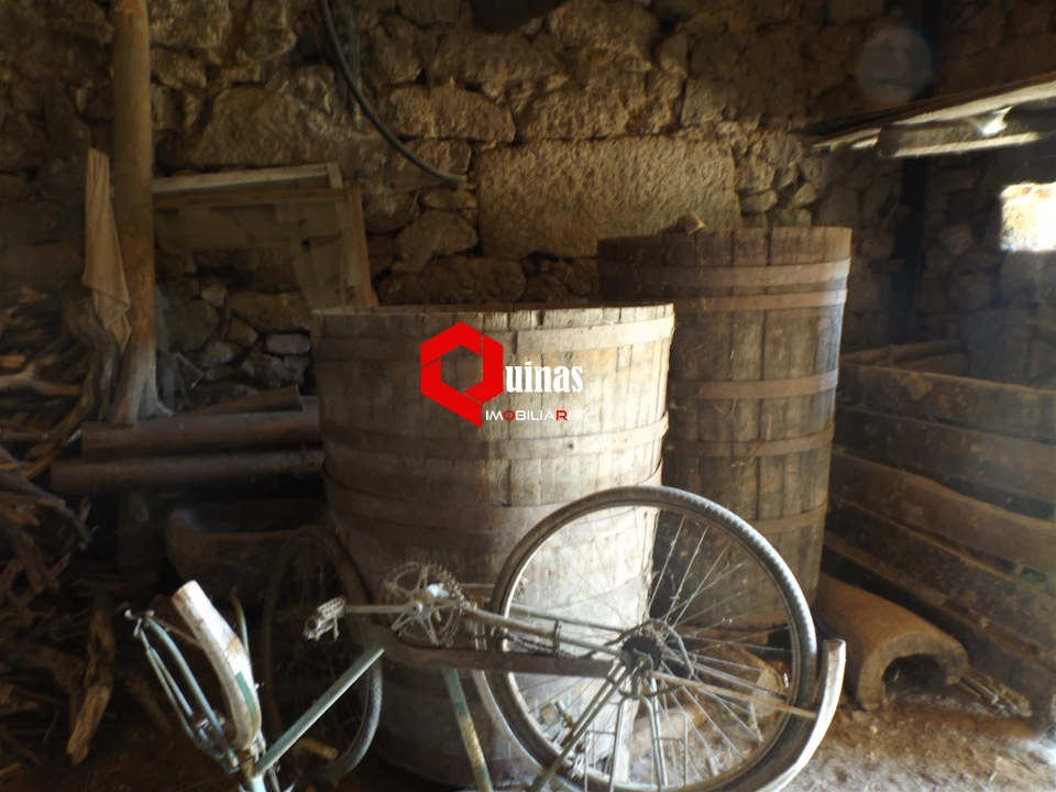 Moradia T3 para Venda em Pega Foto 36