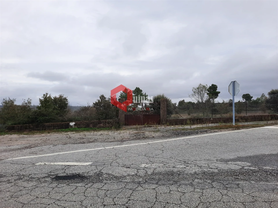 Terreno Agricola ou Rústico para Venda em Cerdeira Foto 2