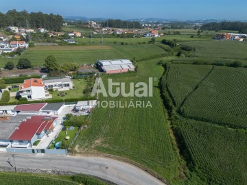 Terreno para Venda em Castêlo da Maia
