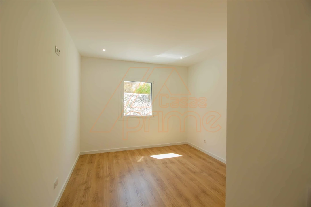 Apartamento T3 para Venda em Eiras e São Paulo de Frades Foto 13