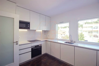 Apartamento T3 para Venda em Eiras e São Paulo de Frades