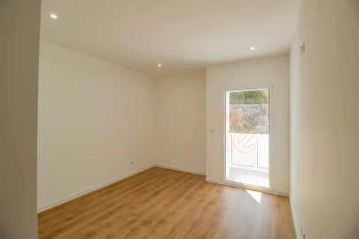 Apartamento T3 para Venda em Eiras e São Paulo de Frades