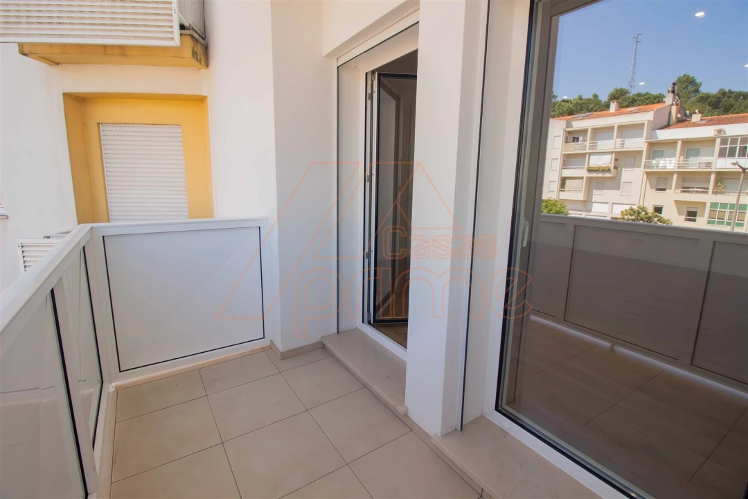 Apartamento T3 para Venda em Eiras e São Paulo de Frades Foto 7