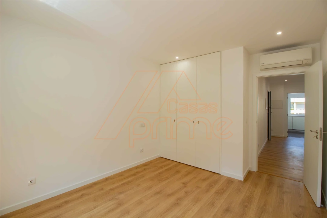 Apartamento T3 para Venda em Eiras e São Paulo de Frades Foto 14