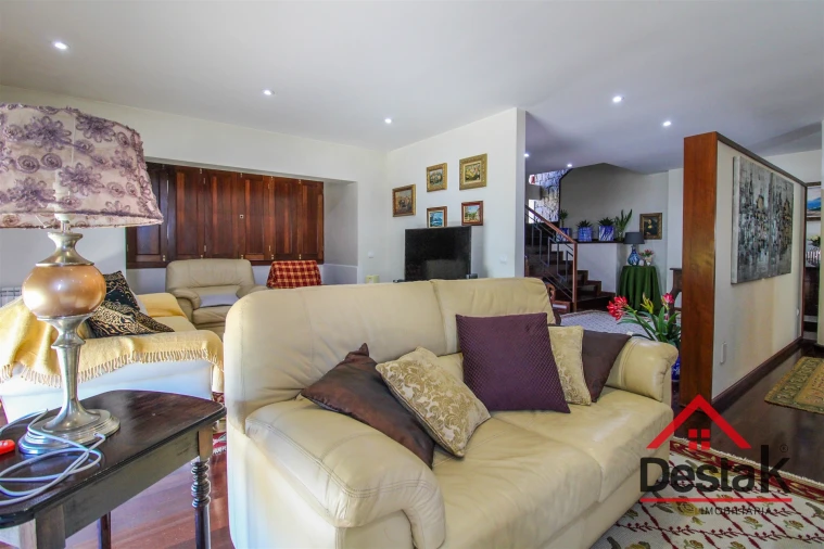 Moradia T5 para Venda em São Pedro do Sul, Várzea e Baiões Foto 4