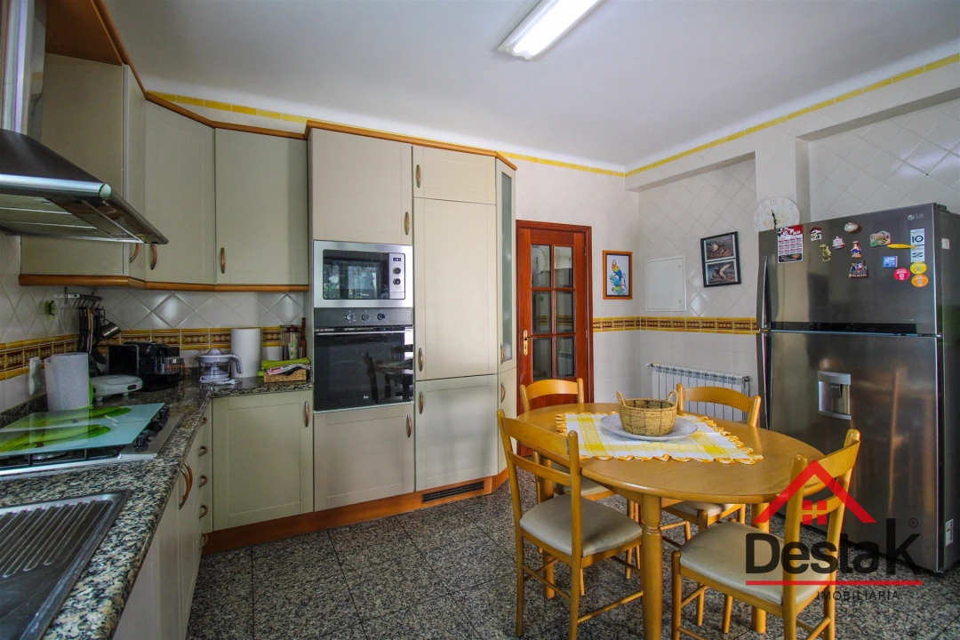 Moradia T5 para Venda em São Pedro do Sul, Várzea e Baiões Foto 8