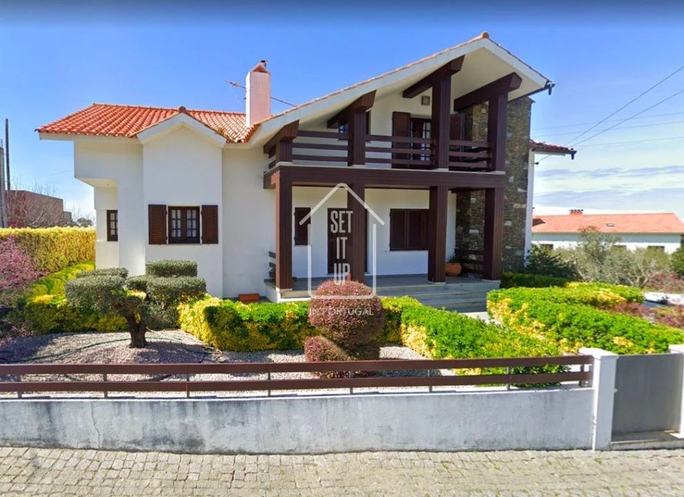 Moradia T5 para Venda em Moledo e Cristelo Foto 1