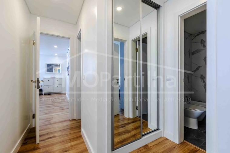 Apartamento T3 para Venda em Massamá e Monte Abraão Foto 16