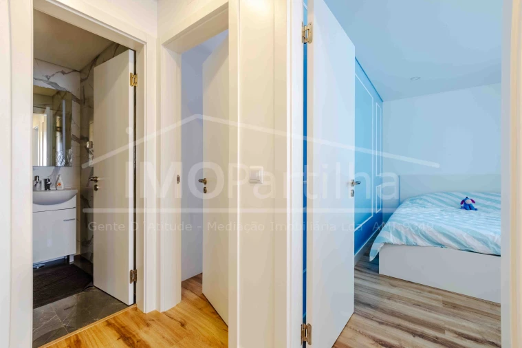 Apartamento T3 para Venda em Massamá e Monte Abraão Foto 17