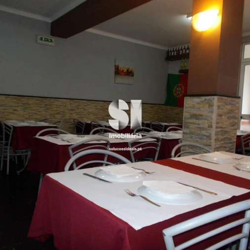 Prédio para Venda em Santa Joana Foto 3