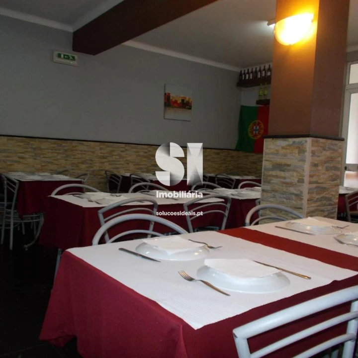 Prédio para Venda em Santa Joana Foto 3