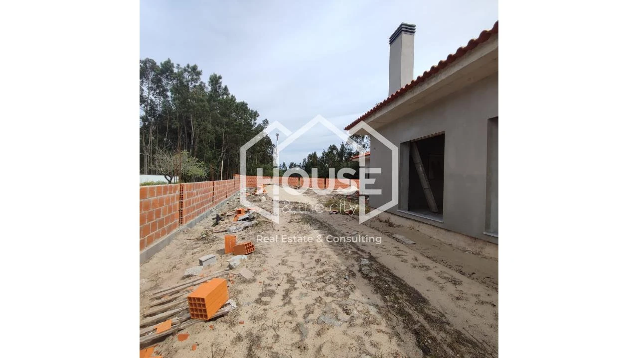 Moradia T3 para Venda em Vilamar e Corticeiro de Cima Foto 7