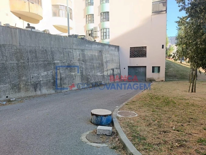 Negócio para Venda em Algueirão-Mem Martins Foto 1