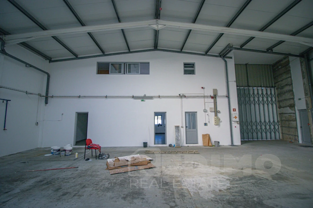 Armazém para Venda em Romariz Foto 7