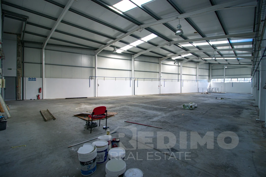 Armazém para Venda em Romariz Foto 9