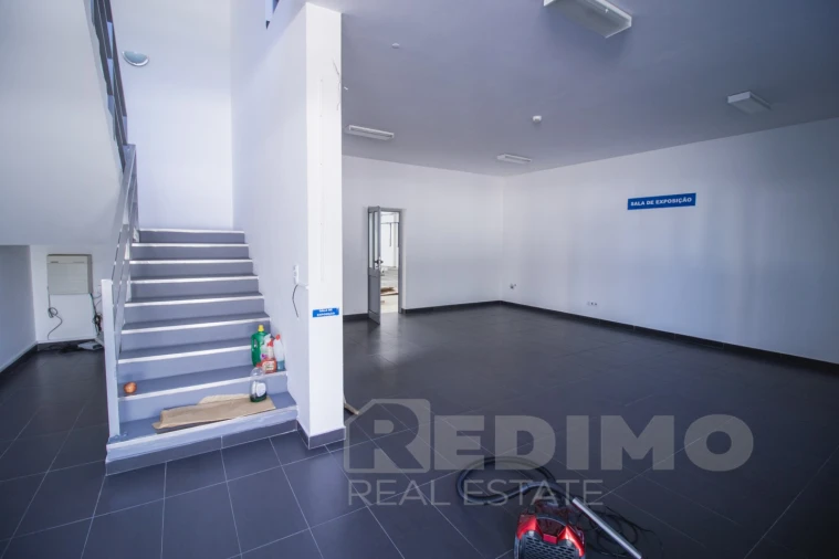 Armazém para Venda em Romariz Foto 6