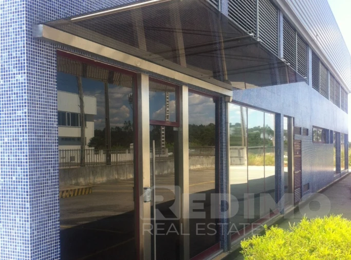 Armazém para Arrendamento em Arrifana Foto 7