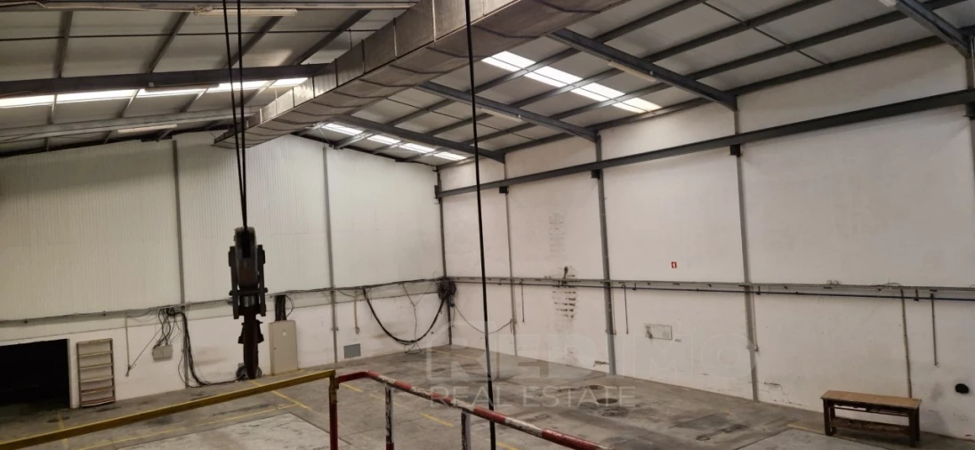 Armazém para Arrendamento em Arrifana Foto 9