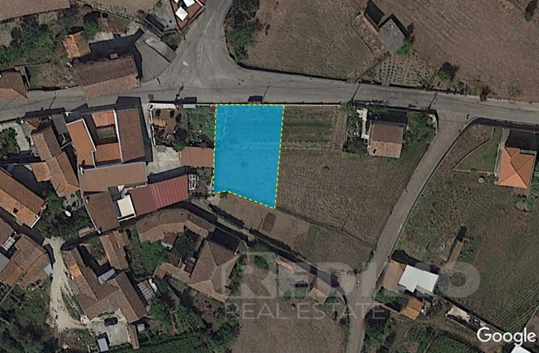 Terreno para Venda em Romariz Foto 1